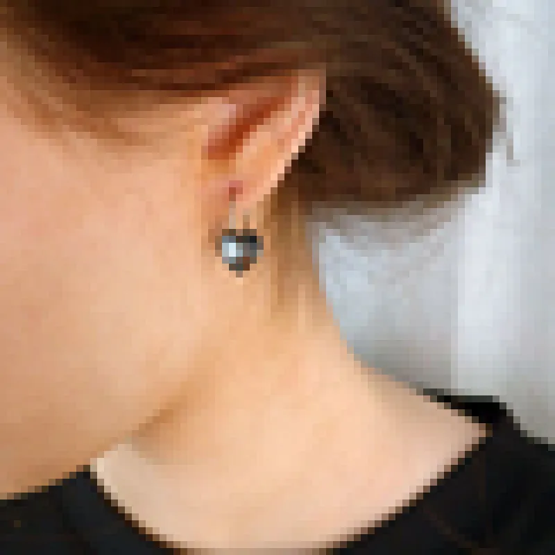 Blomdahl Örhängen Heart Black Diamond 15‑1255‑12