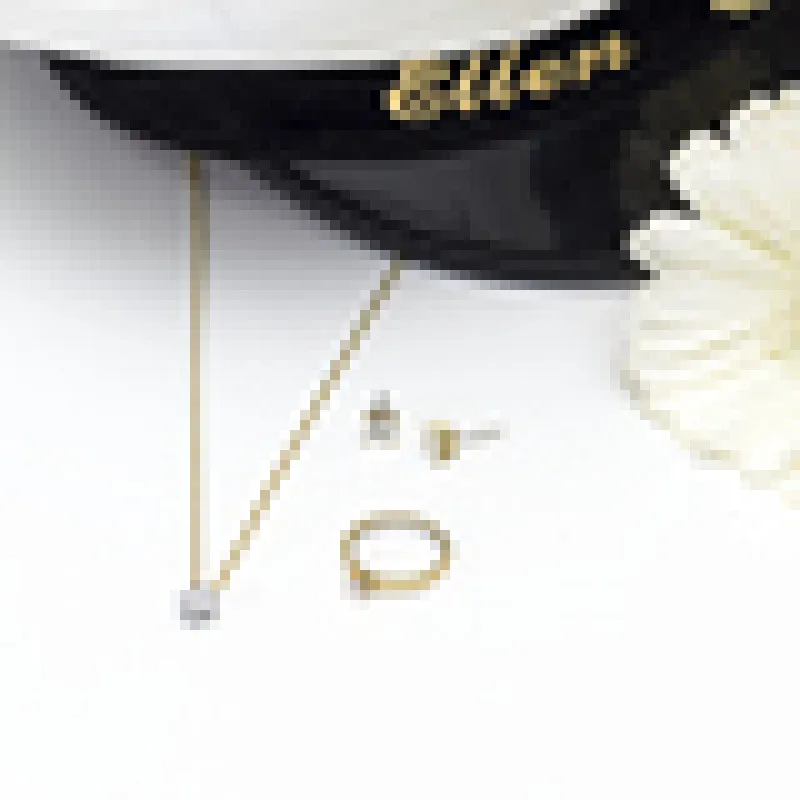 Blomdahl Örhängen Tiffany CZ White 7 mm 15‑1315‑30