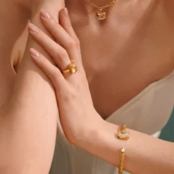 Caroline Svedbom Armband Caroline Svedbom Daria Armband / Golden Shadow (Guld)