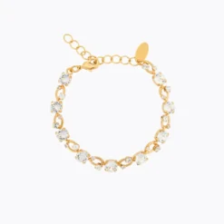 Caroline Svedbom Armband Caroline Svedbom Fay Armband, Crystal – Guld