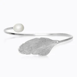 Caroline Svedbom Armband Caroline Svedbom Golden Leaf Armband/ Pearl (Rhodium)