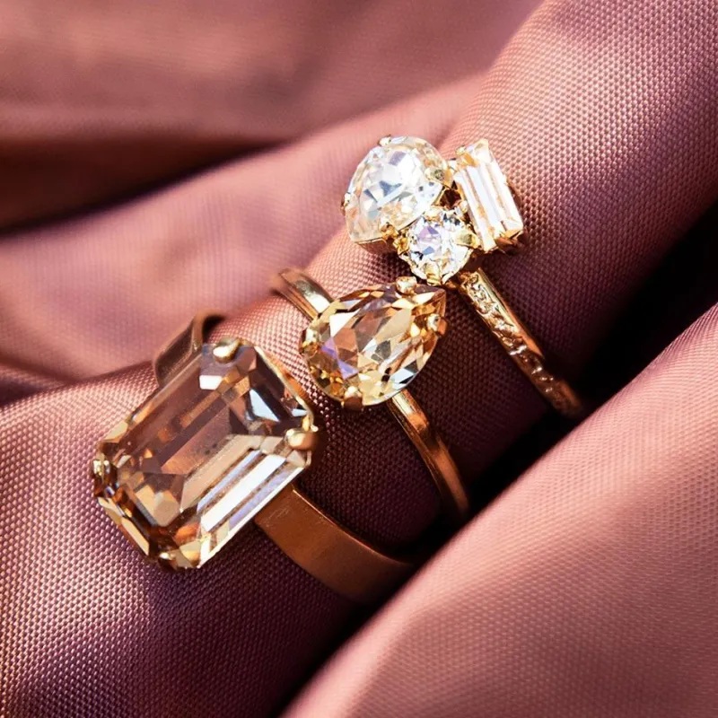 Caroline Svedbom Isa Ring / Light Peach Combo (Guld)