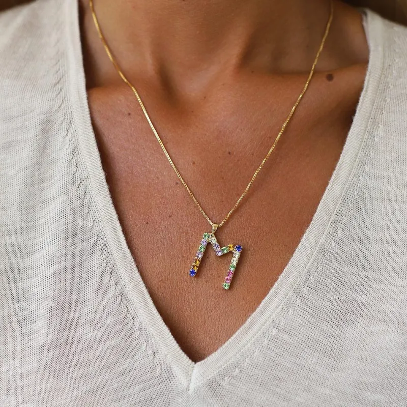 Caroline Svedbom Halsband Caroline Svedbom Letter Halsband M / Rainbow Combo (Rhodium)