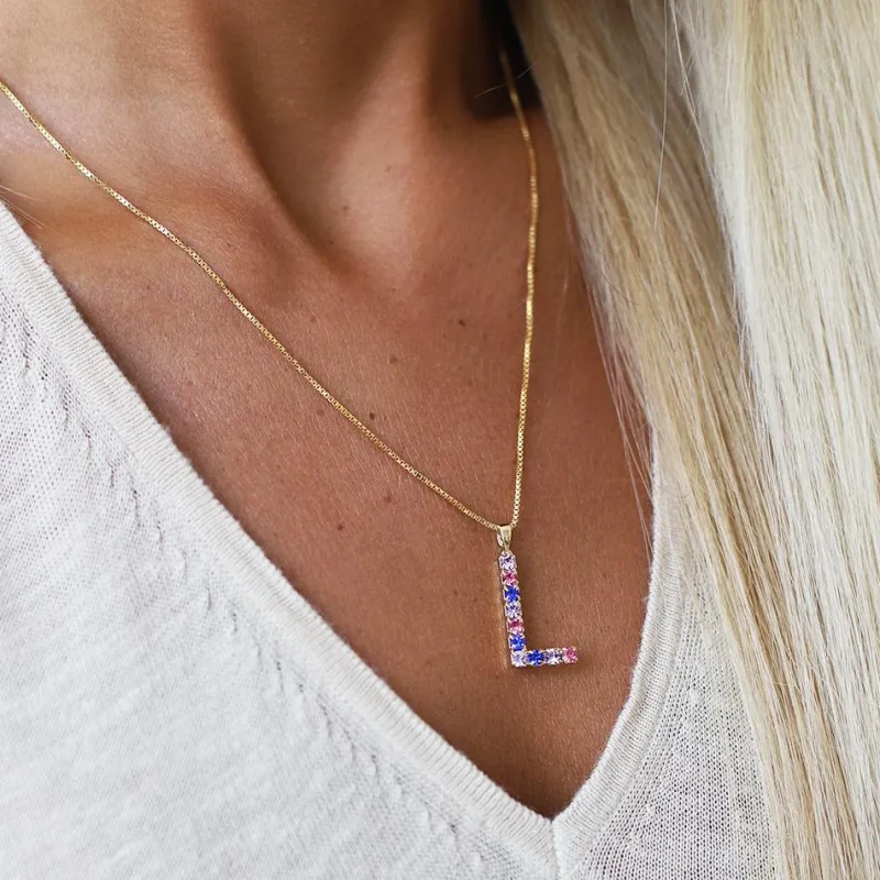 Caroline Svedbom Halsband Caroline Svedbom Letter Halsband L / Rainbow Combo (Rhodium)