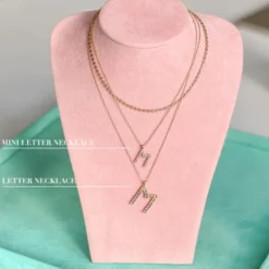 Caroline Svedbom Mini Letter M Halsband (Rhodium)