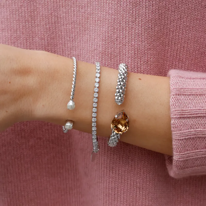 Caroline Svedbom Armband Caroline Svedbom Mini Twisted Armband/ Pearl (Rhodium)