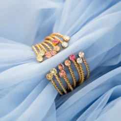 Caroline Svedbom Armband Caroline Svedbom Mini Twisted Armband/ Chrysolite (Guld)