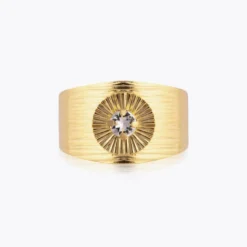 Caroline Svedbom Odessa Ring / Crystal (Guld)