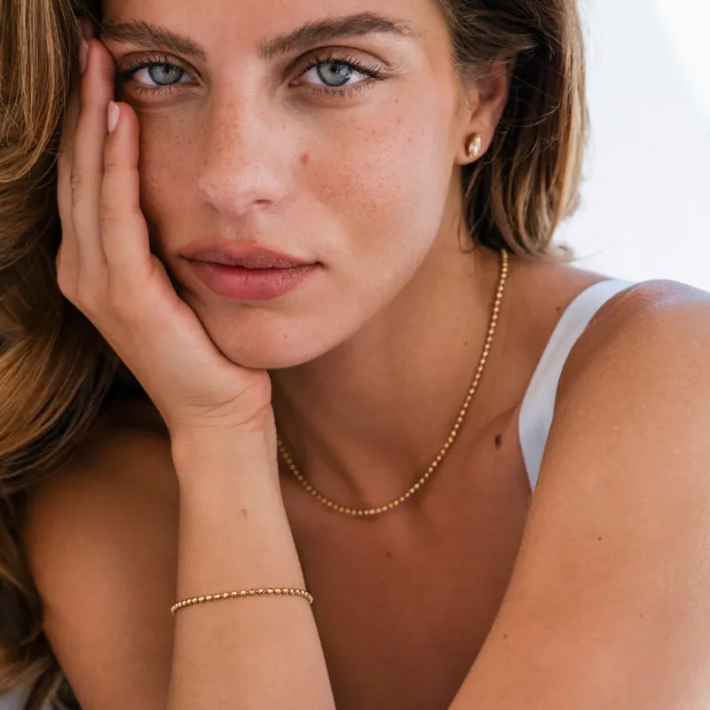 Caroline Svedbom Petite Navette Örhängen / Light Silk (Guld)