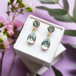 Caroline Svedbom Örhängen Mini Drop Light Azure (Guld)