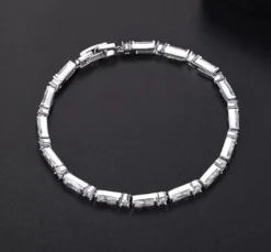 KAMPANJ Celine Estelle Silverarmband CZ 18 cm