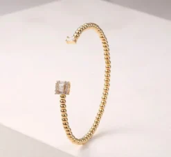 Celine Estelle Stelt Guldarmband med 14K förgyllning och CZ – Reglerbar