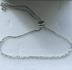 KAMPANJ Celine Estelle Stilfullt Silverarmband med Vitguld och CZ – Reglerbart