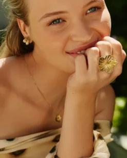 Edblad Jasmine Studs S Guld