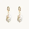 Emma Israelsson Baroque Stud Pearl Örhängen Guld