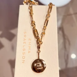 Charms Emma Israelsson FHL Organic Coin Charm Guld Charm028