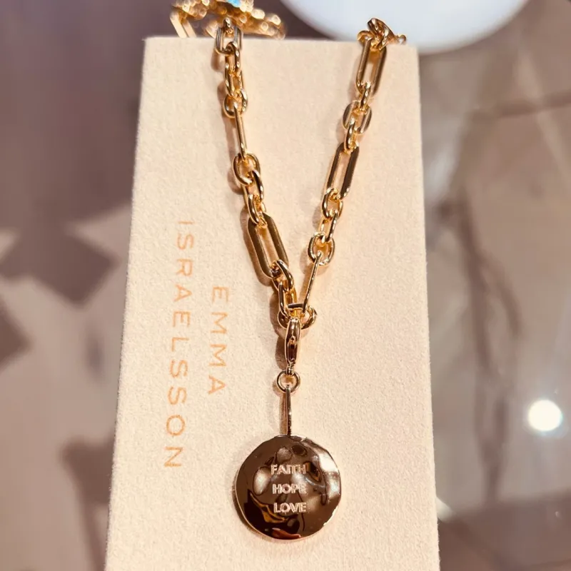 Charms Emma Israelsson FHL Organic Coin Charm Guld Charm028