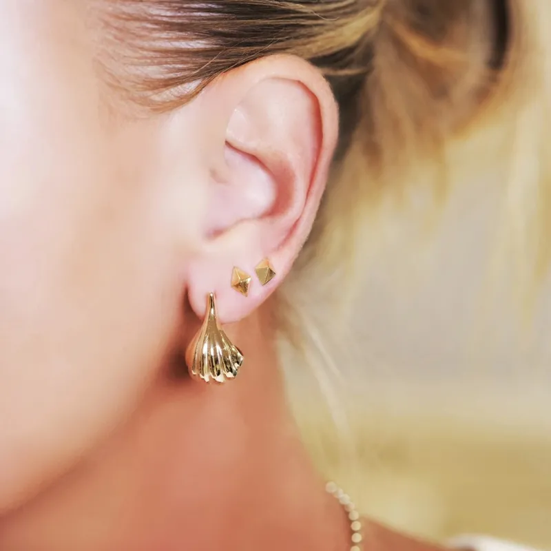 Emma Israelsson Fig Hoops (Guld) – ear133 (Mega kampanj)