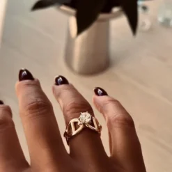 Emma Israelsson Princess Anchor Ring Guld