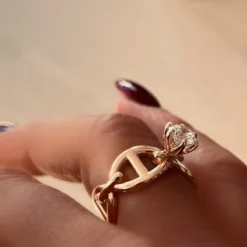Emma Israelsson Princess Anchor Ring Guld