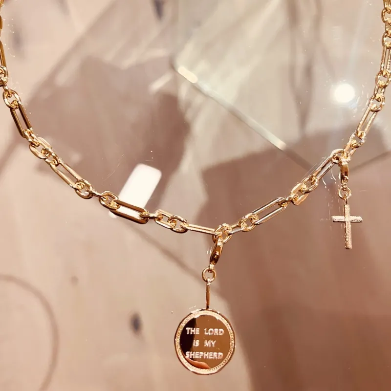 Charms Emma Israelsson Shepard Wreath Coin Charm Guld Charm018