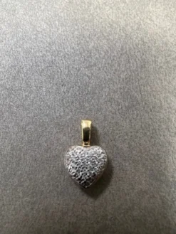 Hjärta i 18K Guld med Diamanter HJG018