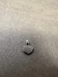 Hjärta i 18K Vitguld med Diamanter HJG025