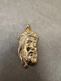 Jesus Hänge i 18K Guld JHG012