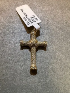 Kors i 18K Guld med 0,50ct TW/SI Diamanter – KG003