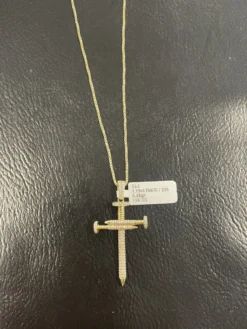 Kors i 18K Guld med 1,15ct TW/SI Diamanter – KG001