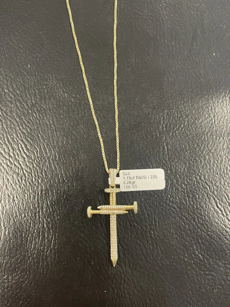 Kors i 18K Guld med 1,15ct TW/SI Diamanter – KG001