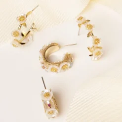 Lily And Rose Hannah Butterfly Örhängen Ivory/Guld