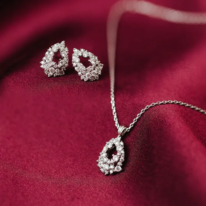 Lily And Rose Petite Miss Alice Halsband – Crystal (silver)