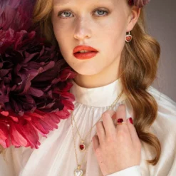Lily And Rose / Rose Örhängen – Garnet