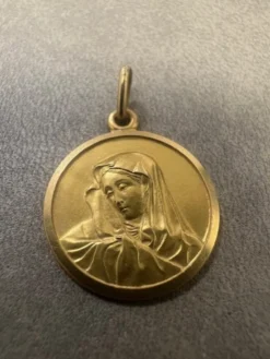 Maria Hänge i 18K Guld – 4,1 gram / 2,5 cm