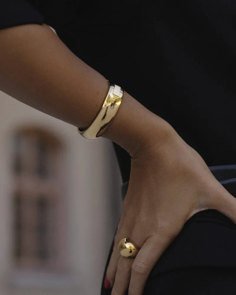 Armband Mockberg Alexandra Bangle Guld