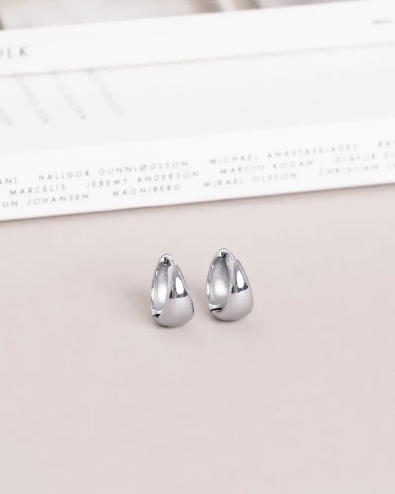 Mockberg Bold Örhängen Medium Silver