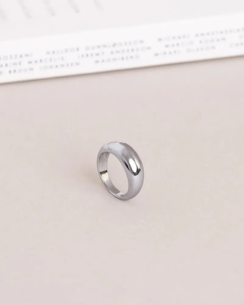 Mockberg Bold Silver Ring
