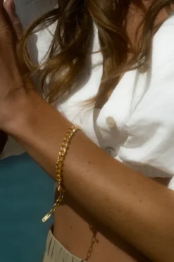 Armband Mockberg Curb Chain Guld