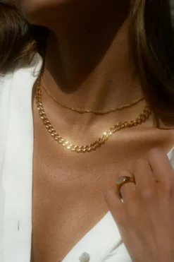 Halsband Mockberg Curb Kedje Guld