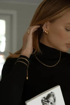 Halsband Mockberg Thin Figaro Guld