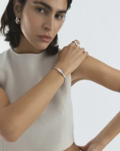 Armband Mockberg Wavy Bolded Cuff Silver