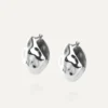 Mockberg Wavy Bolded Drop Örhängen Silver