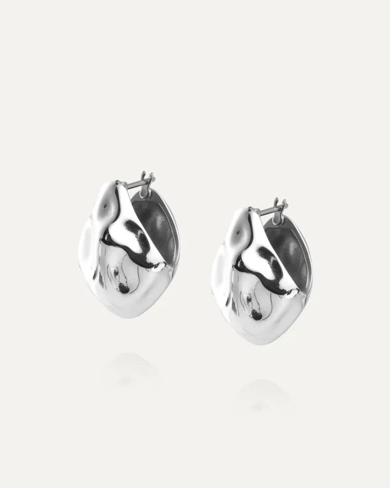 Mockberg Wavy Bolded Drop Örhängen Silver
