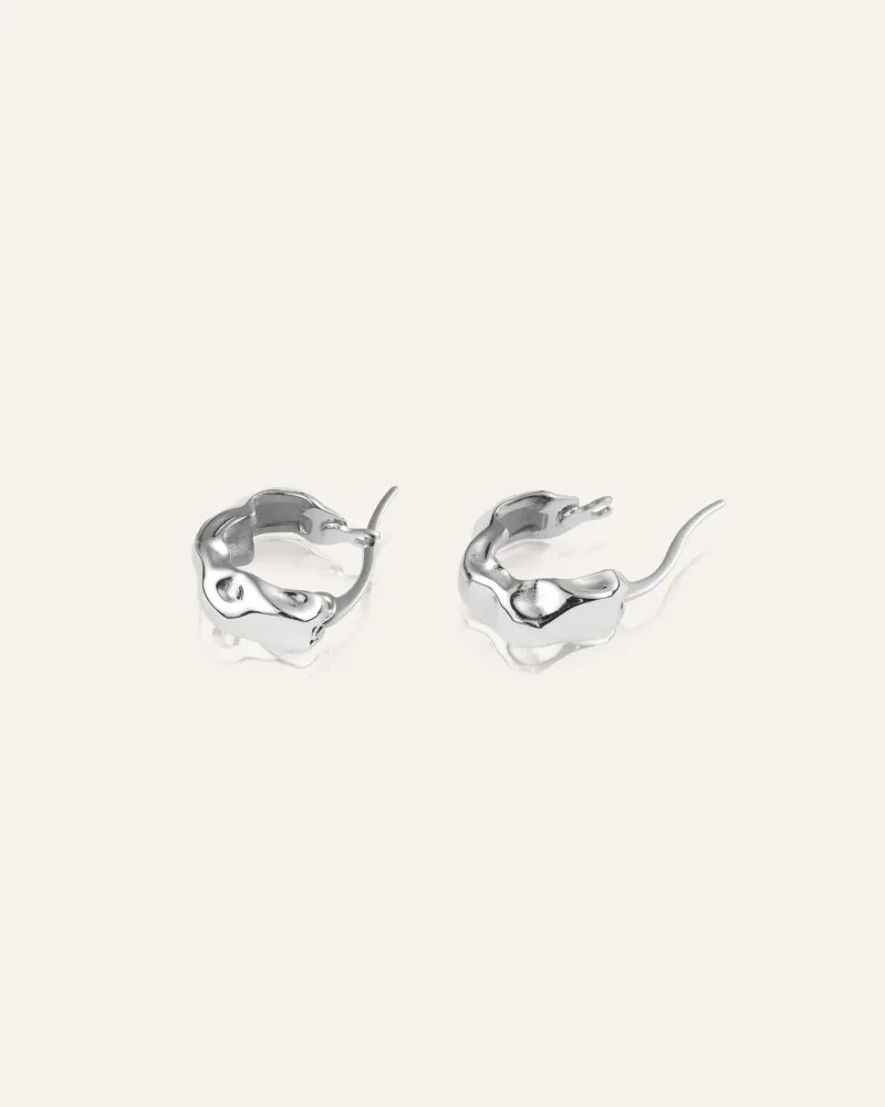 Mockberg Wavy Bolded Small Örhängen Silver Hoops