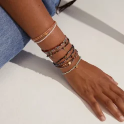 ARMBAND PILGRIM Indie Svart/Guld 261932112