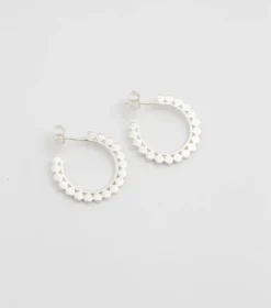 Örhängen Syster P Beaches Small Flat Dots Silver