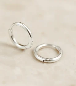 Örhängen Syster P Beloved Fat Small Hoops Silver