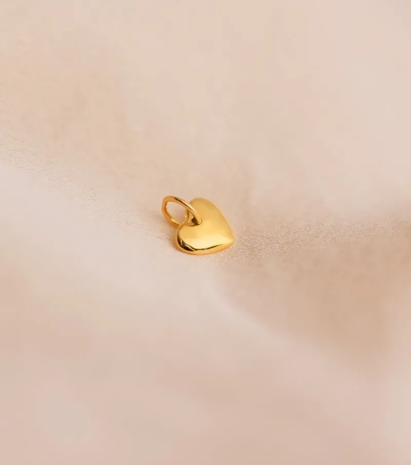 Berlocker Syster P Beloved Guld Hjärta Hänge