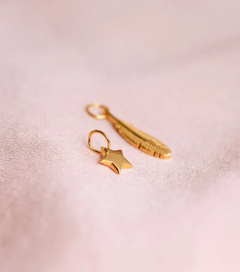 Berlocker Syster P Beloved Guld Stjärna Hänge